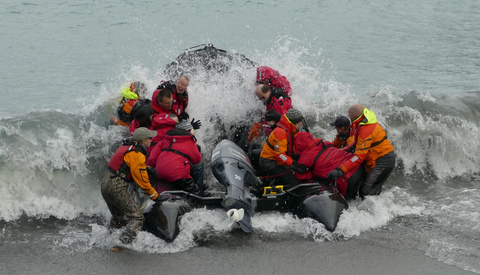 Operating Hands Free With Peak Design In Challenging Environments