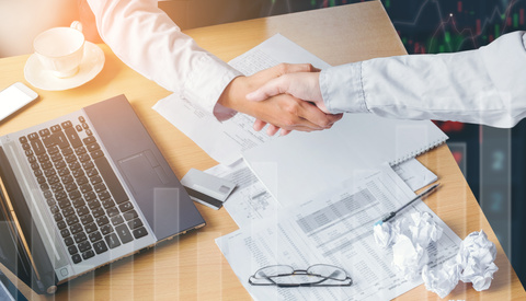 5 Proven Ways to Get Repeat Photography Clients Without Cutting Rates